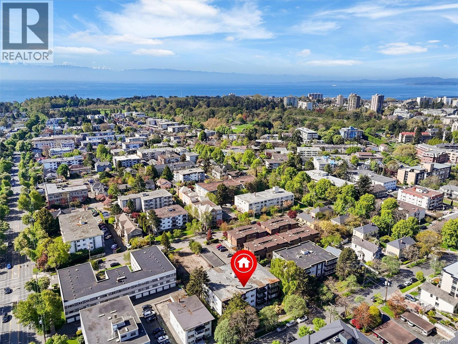 #204 1035 McClure St - 39