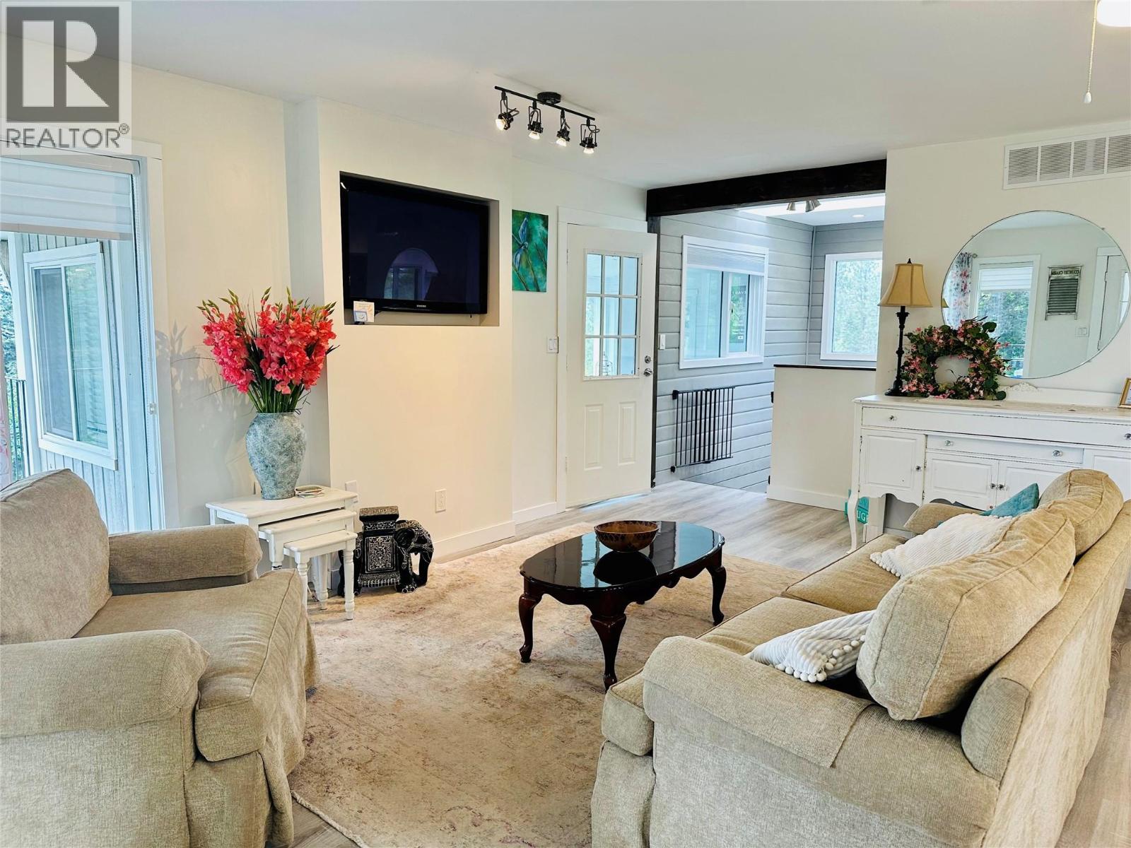 5221/5241 Hartnell Road - 94