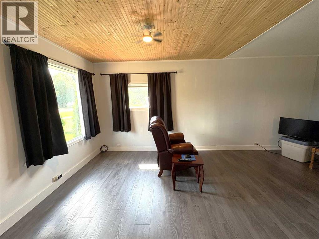 109 Brownlee Street - Image 13