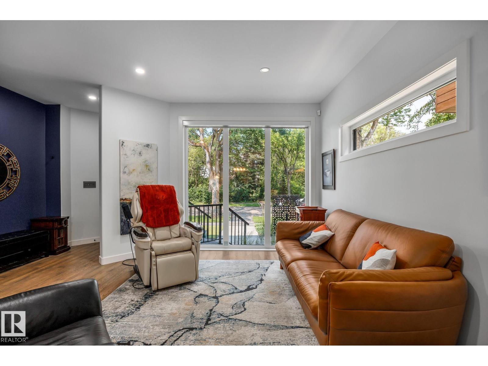 14221 101 AV NW - Image 8
