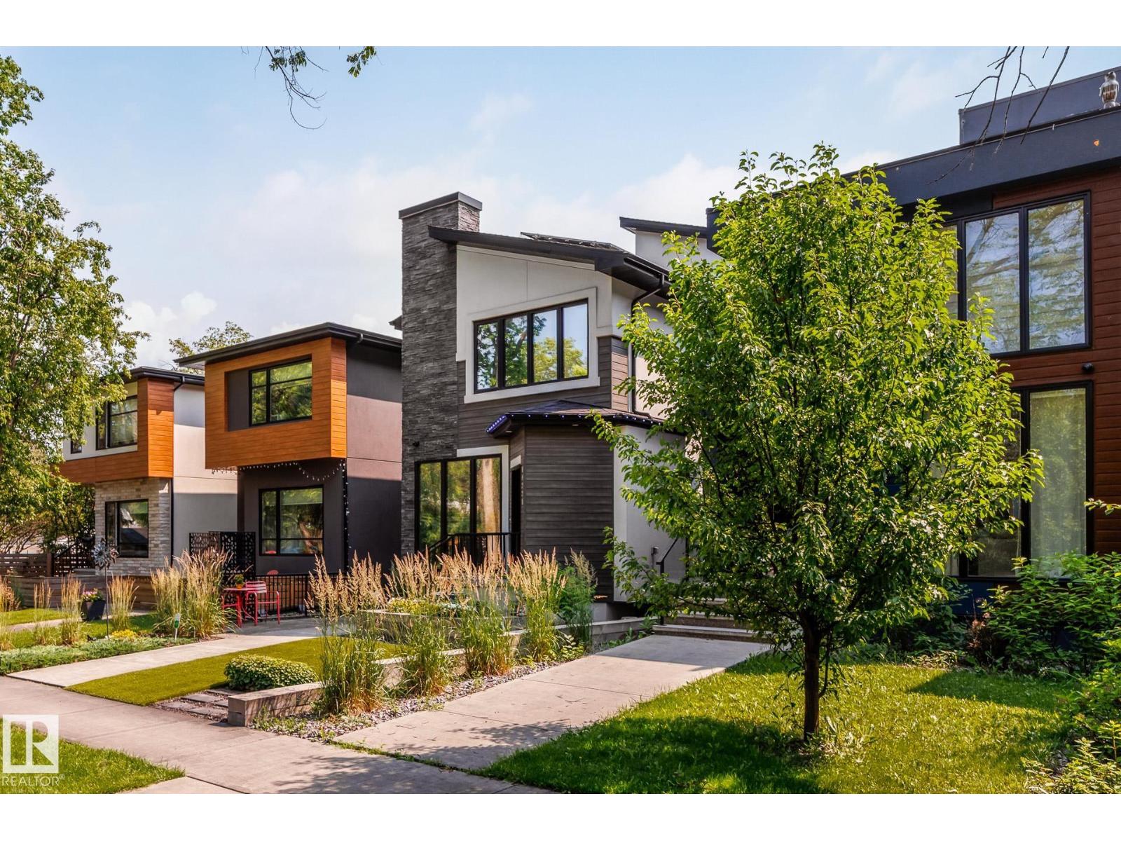 14221 101 AV NW - 3