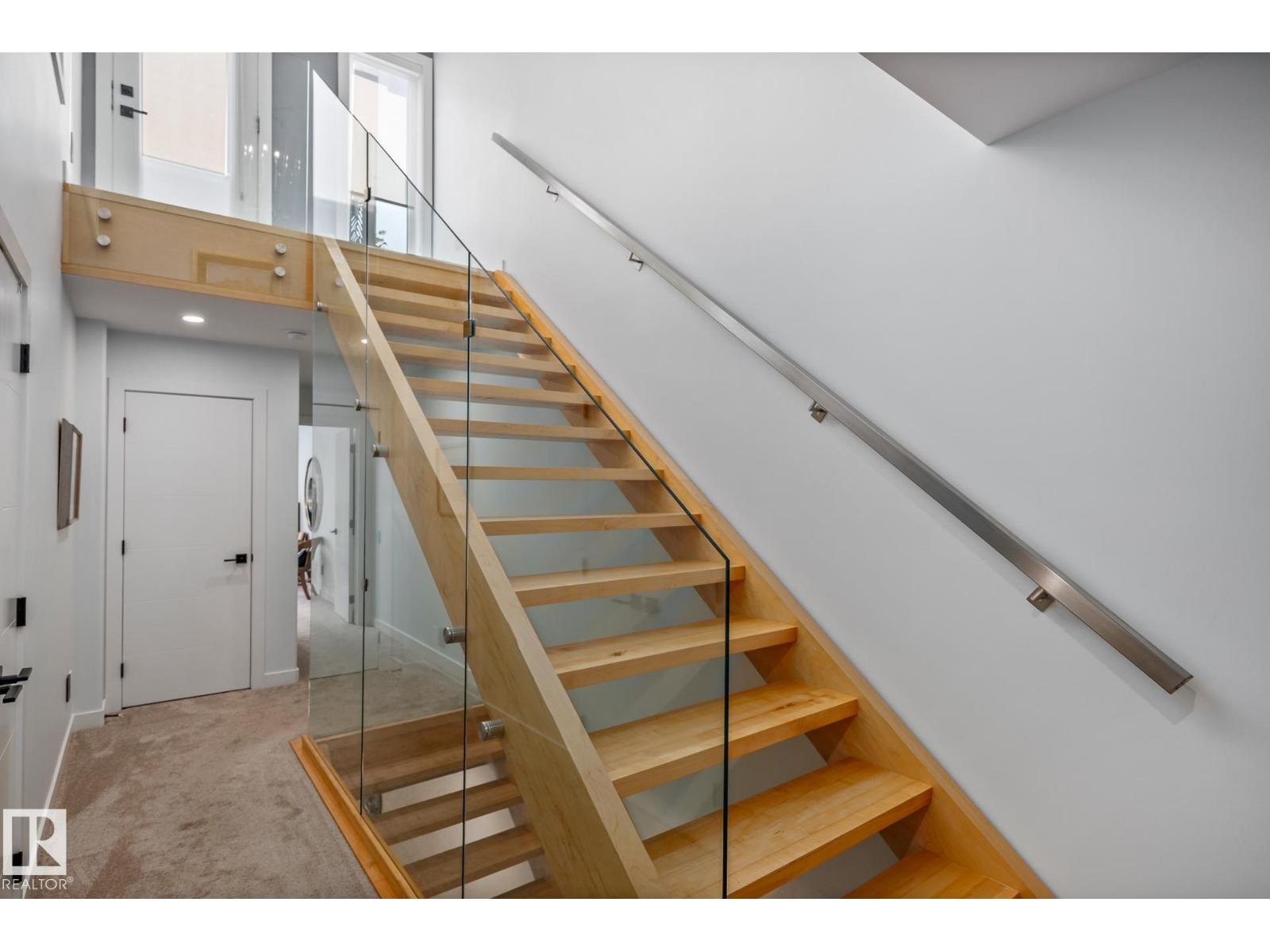 14221 101 AV NW - Image 48