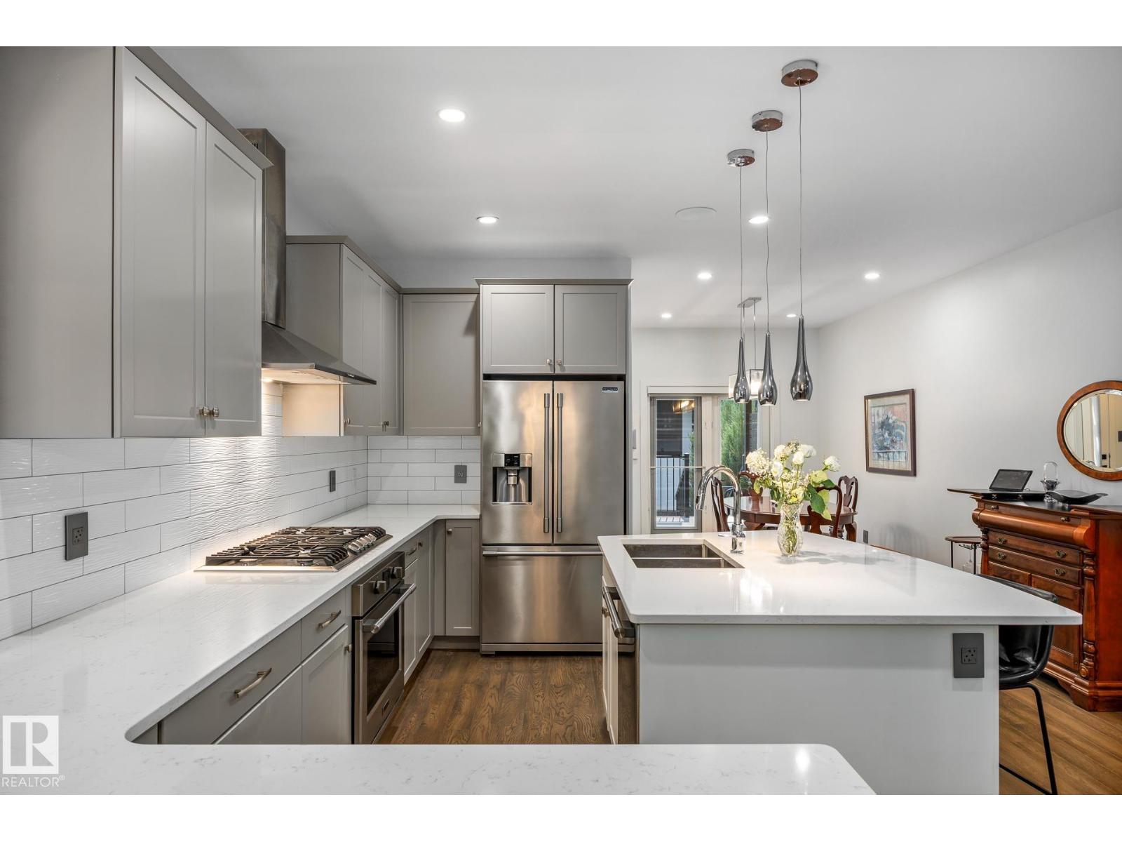 14221 101 AV NW - 20