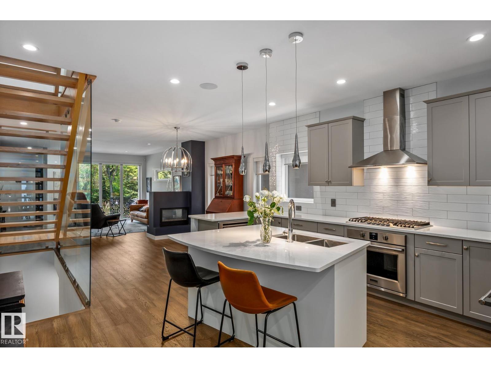 14221 101 AV NW - Image 24