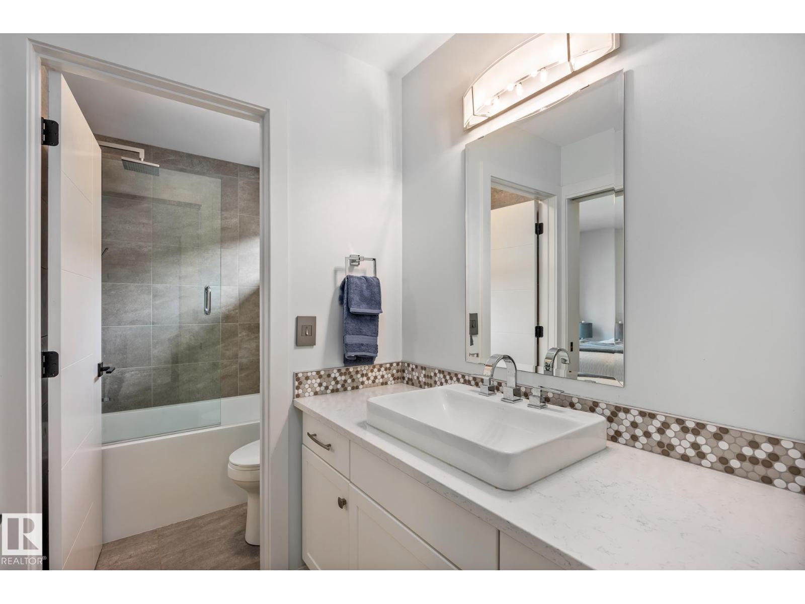 14221 101 AV NW - Image 44