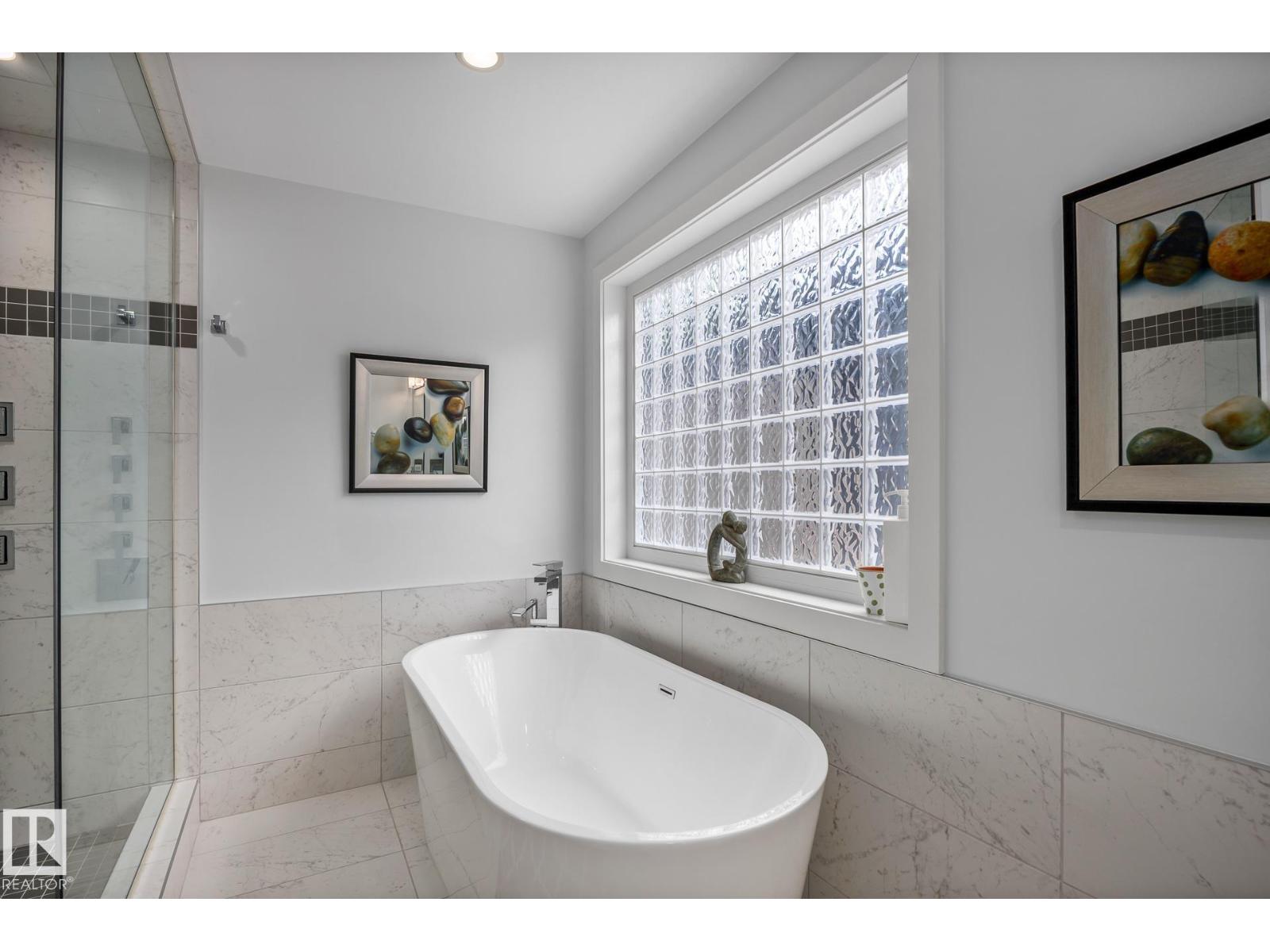 14221 101 AV NW - Image 37