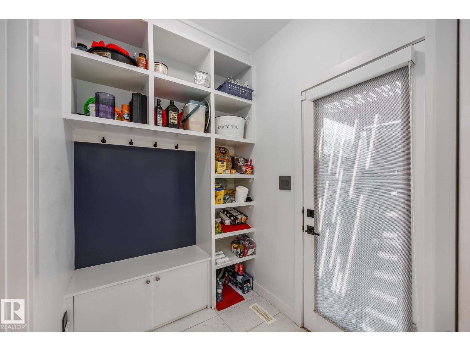 14221 101 AV NW - 30