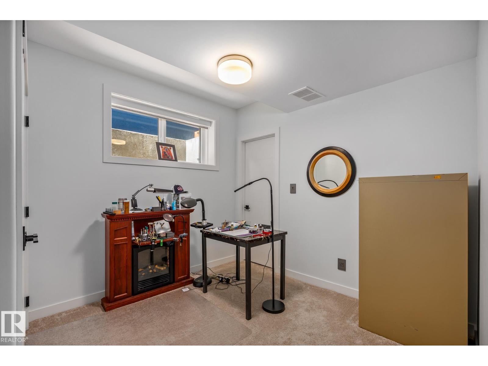 14221 101 AV NW - 60
