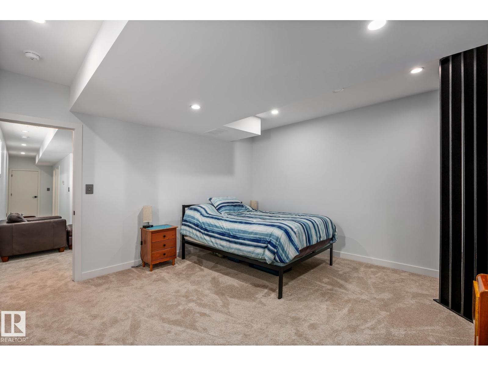 14221 101 AV NW - Image 57