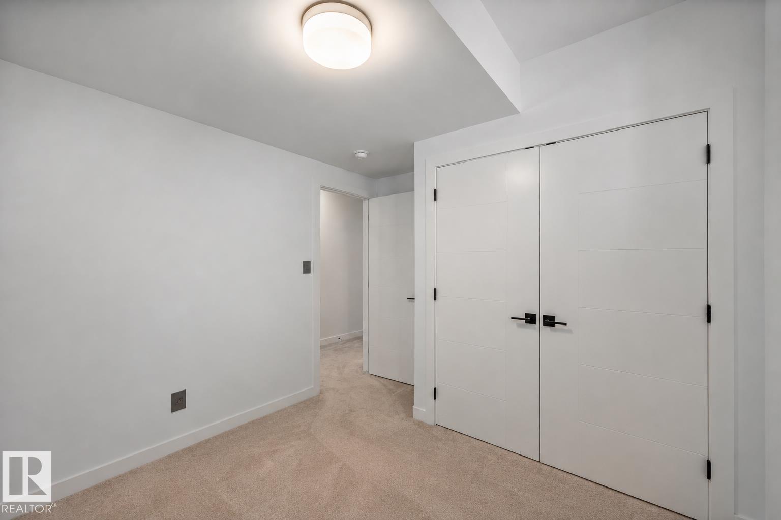 14221 101 AV NW - 61