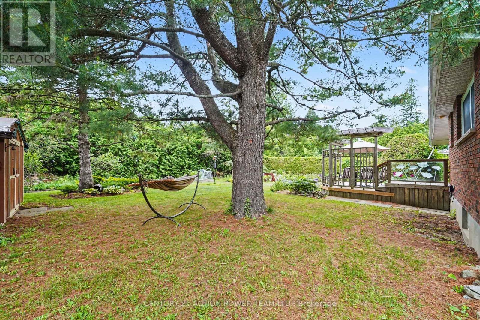 931 KEVIN CRESCENT - Image 38