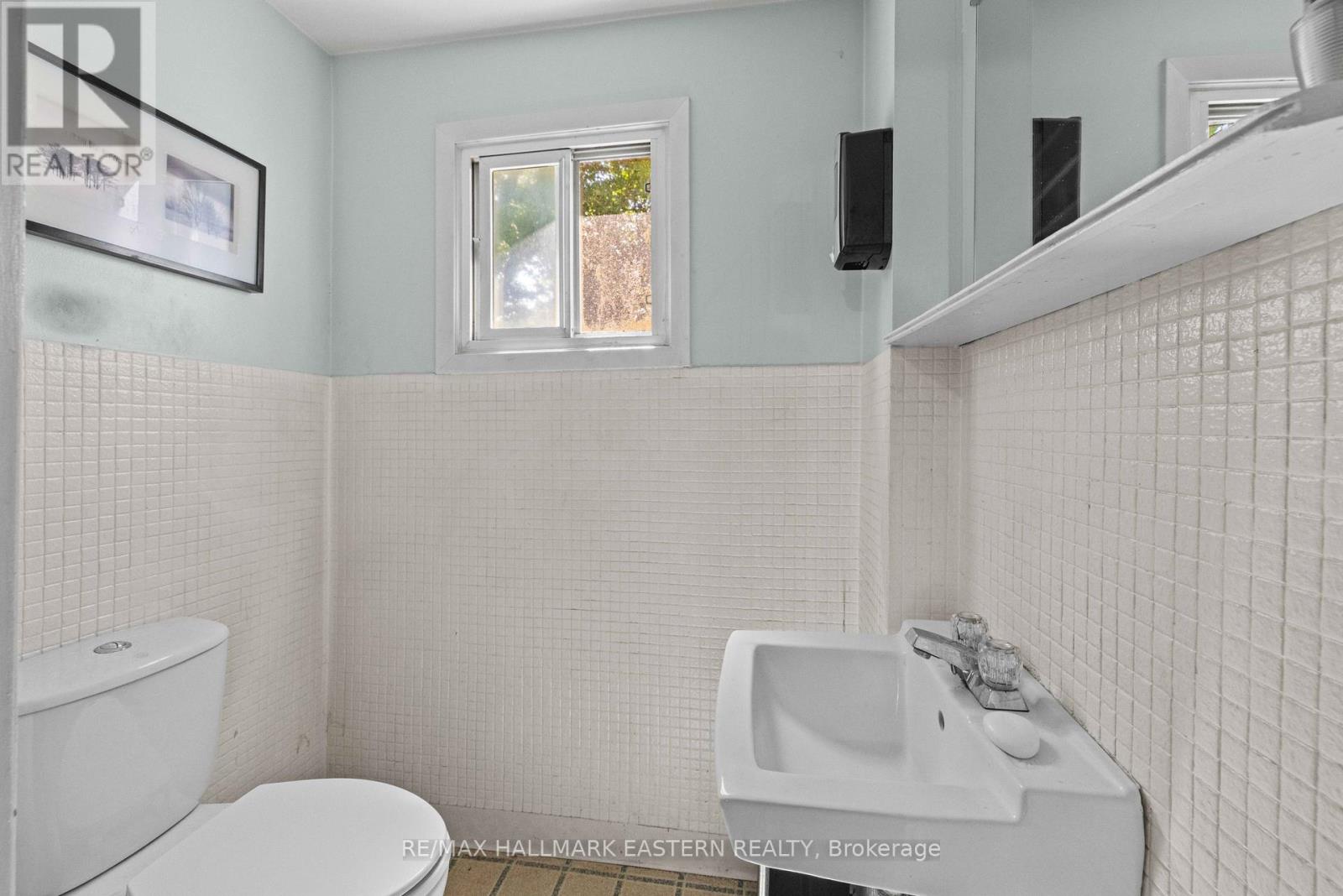 220 DUBLIN STREET - Image 12
