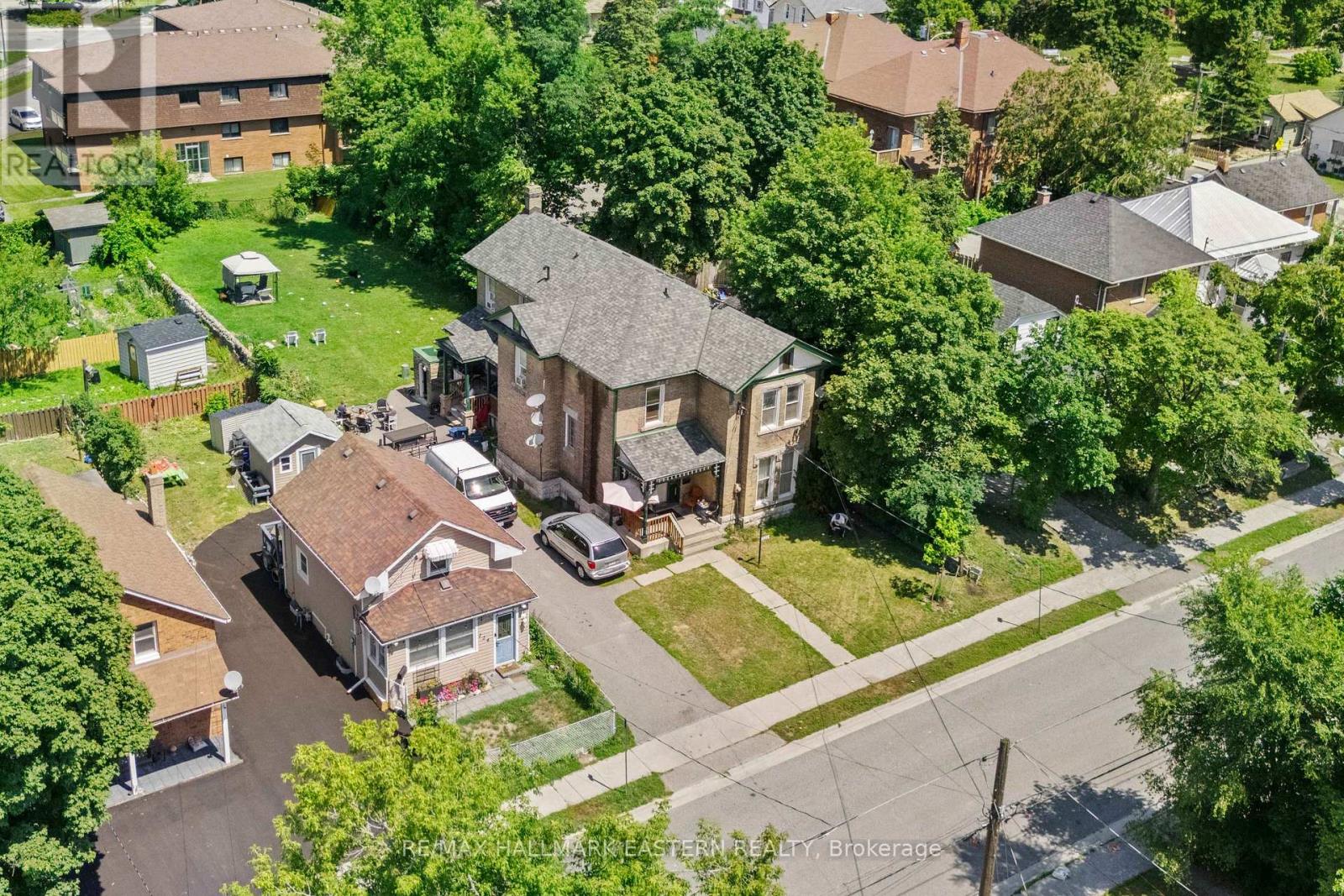 220 DUBLIN STREET - 37