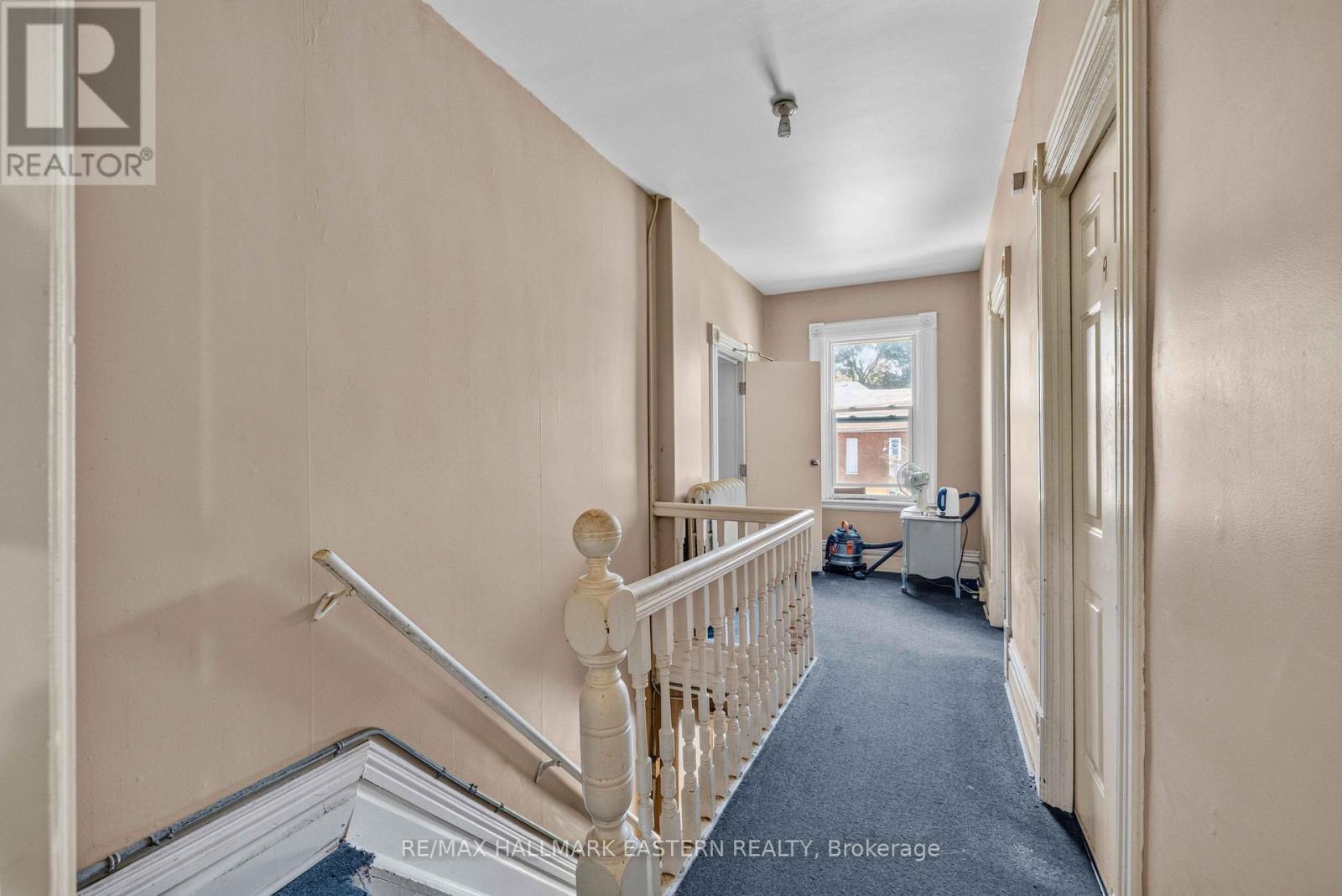 220 DUBLIN STREET - 8