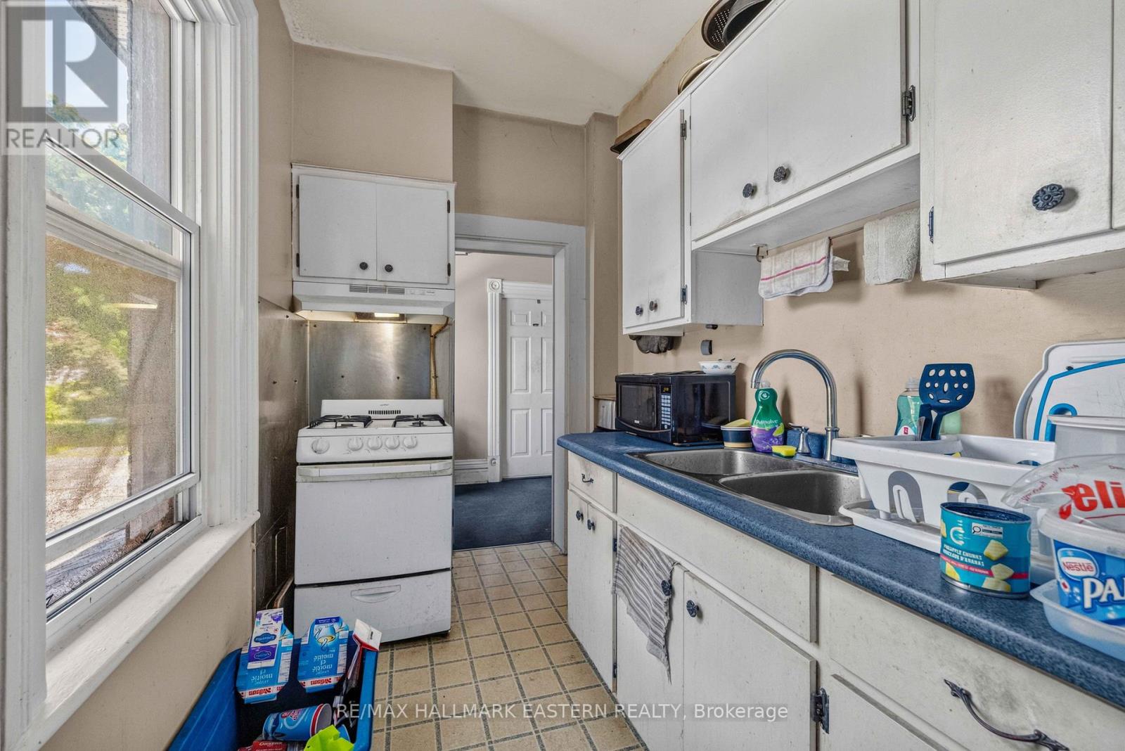 220 DUBLIN STREET - 9