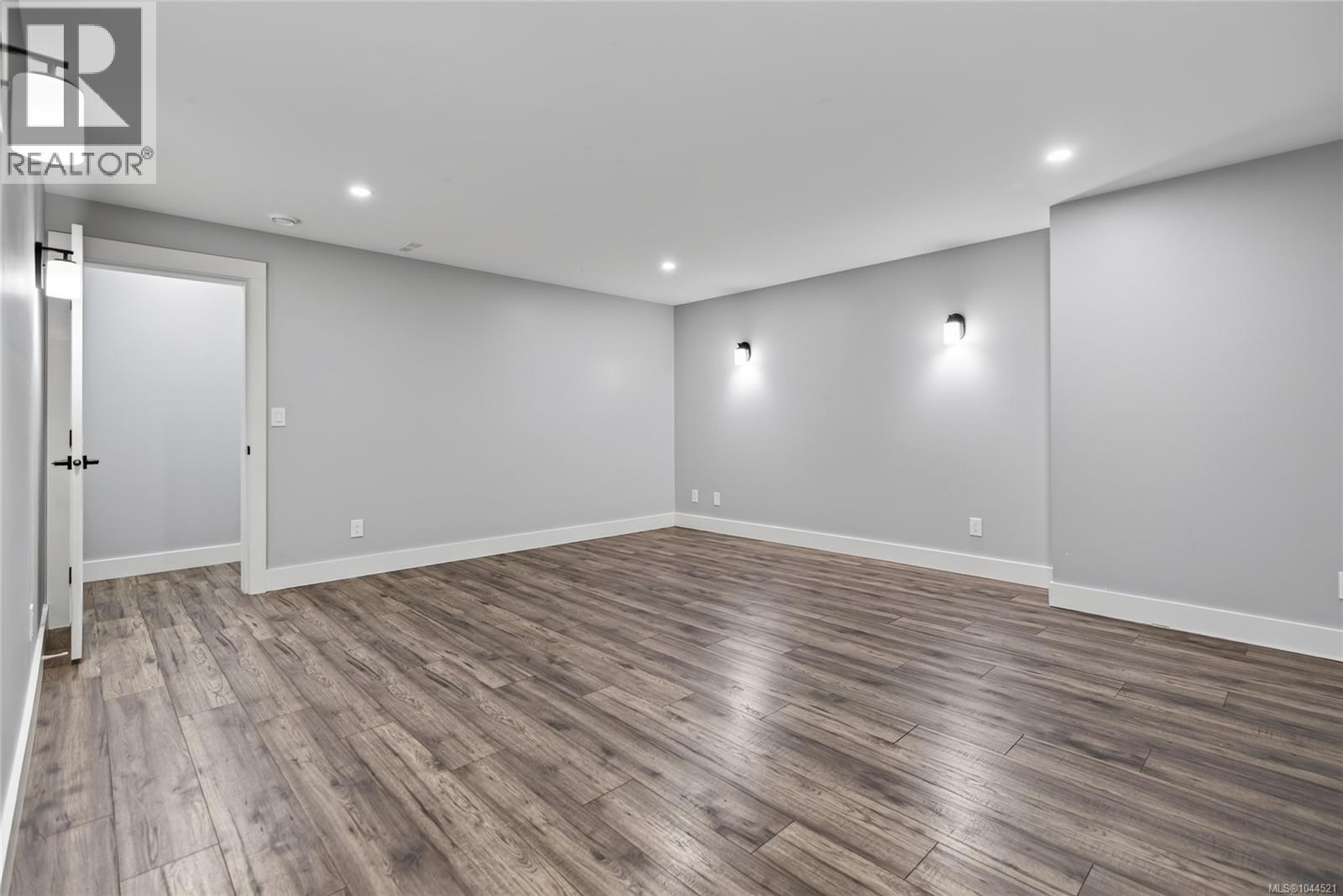 2129 Blue Jay Pl - Image 25