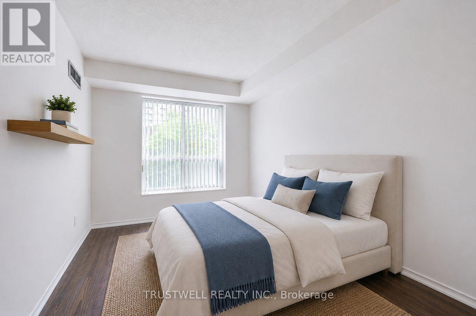 #401 39 PEMBERTON AVENUE - 19