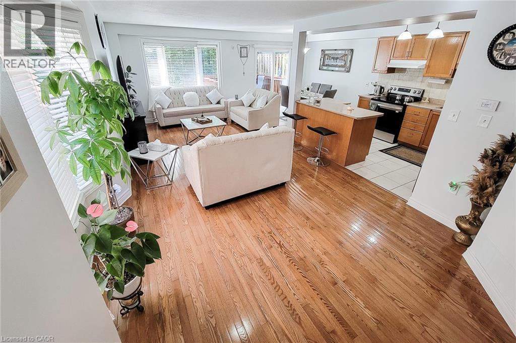 #13 171 HIGHBURY Drive - Image 19