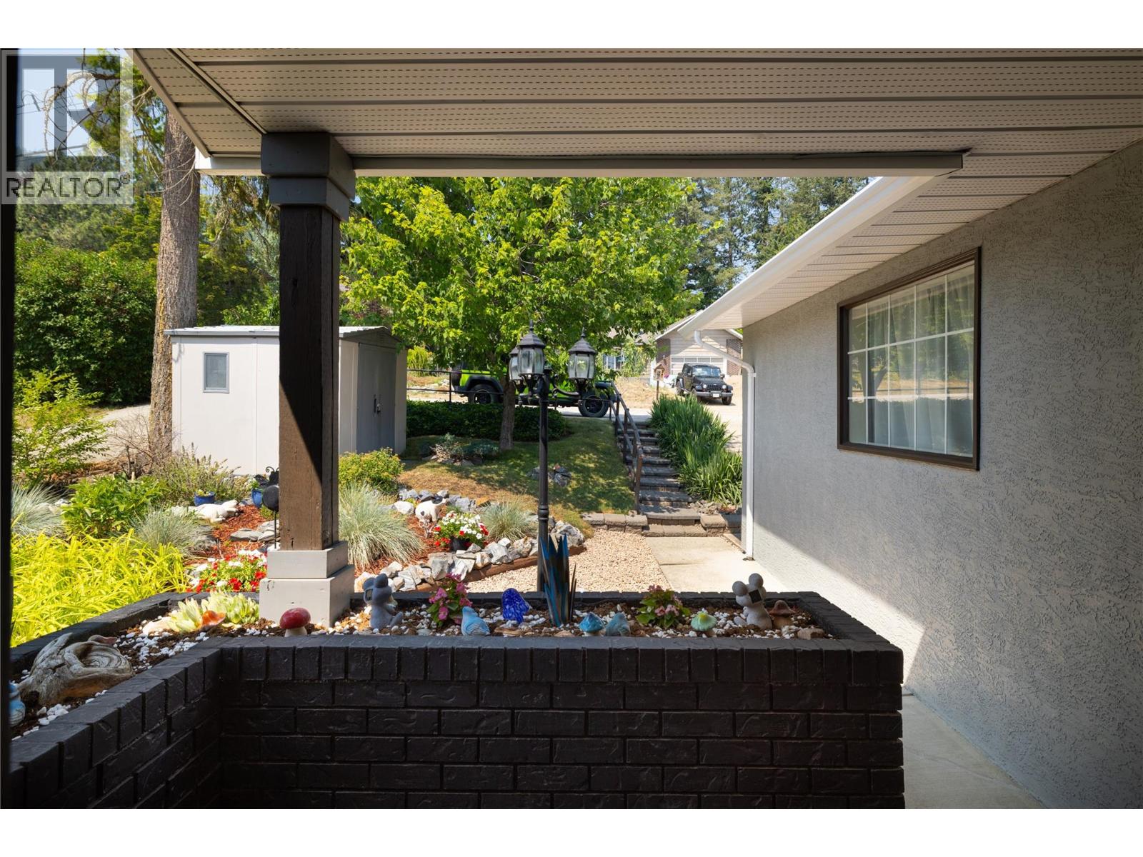1855 Grandview Avenue - 18