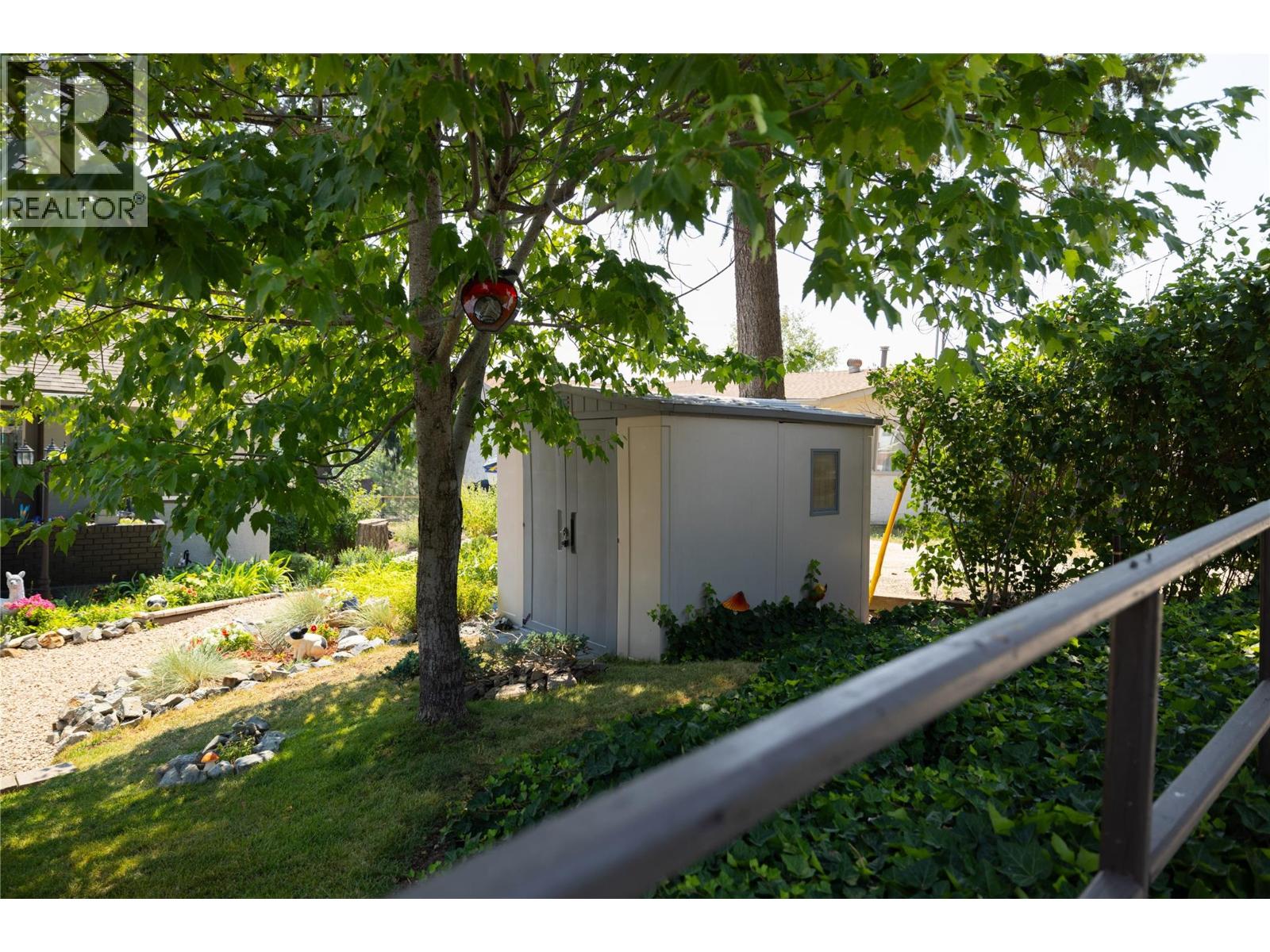 1855 Grandview Avenue - 43