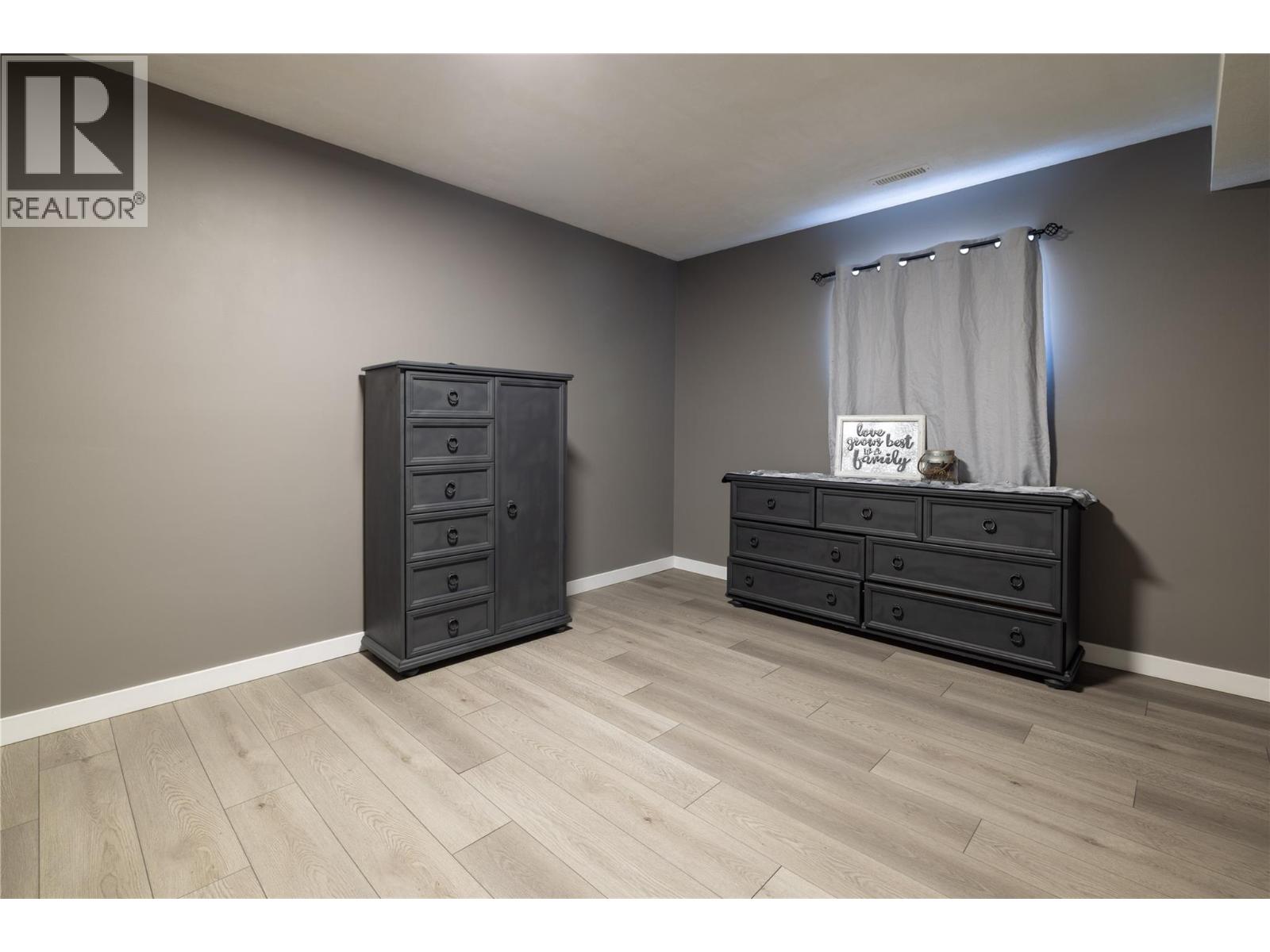 1855 Grandview Avenue - 39