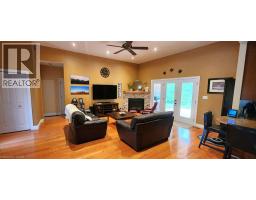 110 Monck Square, Deep River, ON K0J1P0 Photo 12