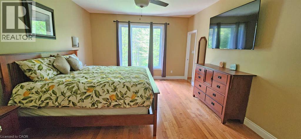 110 MONCK Square - Image 14
