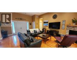 110 Monck Square, Deep River, ON K0J1P0 Photo 13