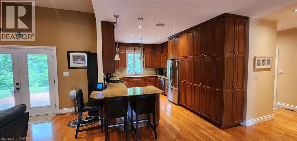 110 MONCK Square - Image 10