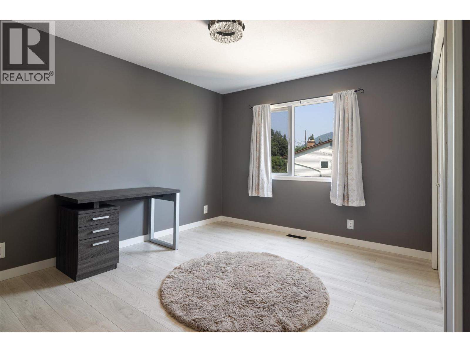 1855 Grandview Avenue - 34
