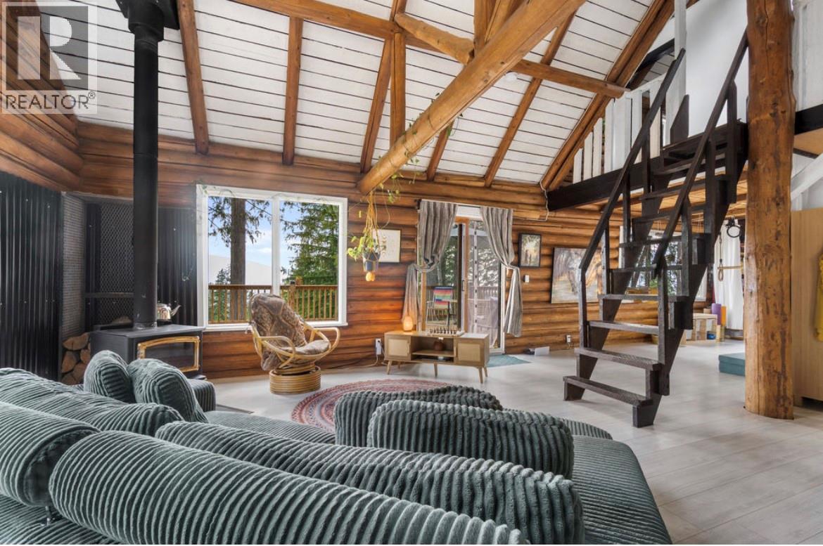 760 Kangaroo Trail - 23