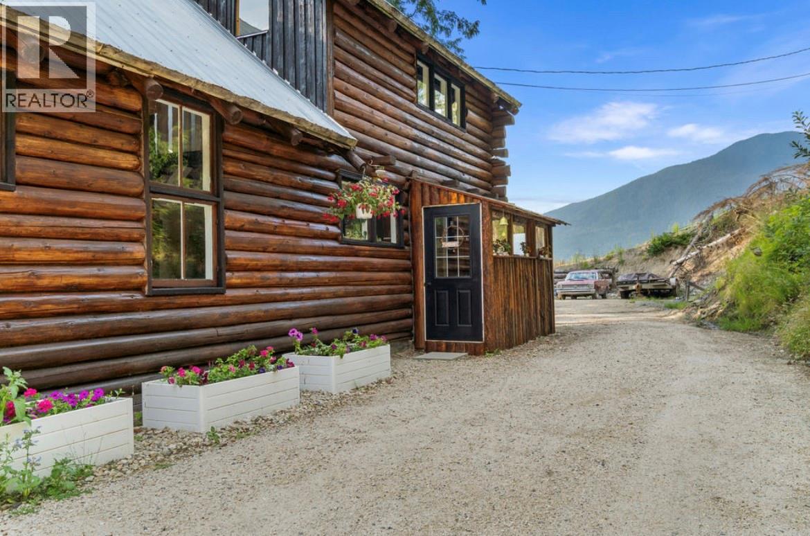 760 Kangaroo Trail - 7