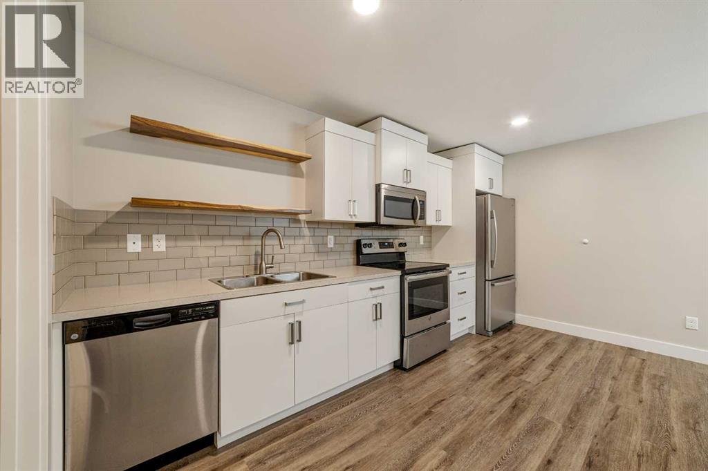 824 Coalbrook Close W - Image 22