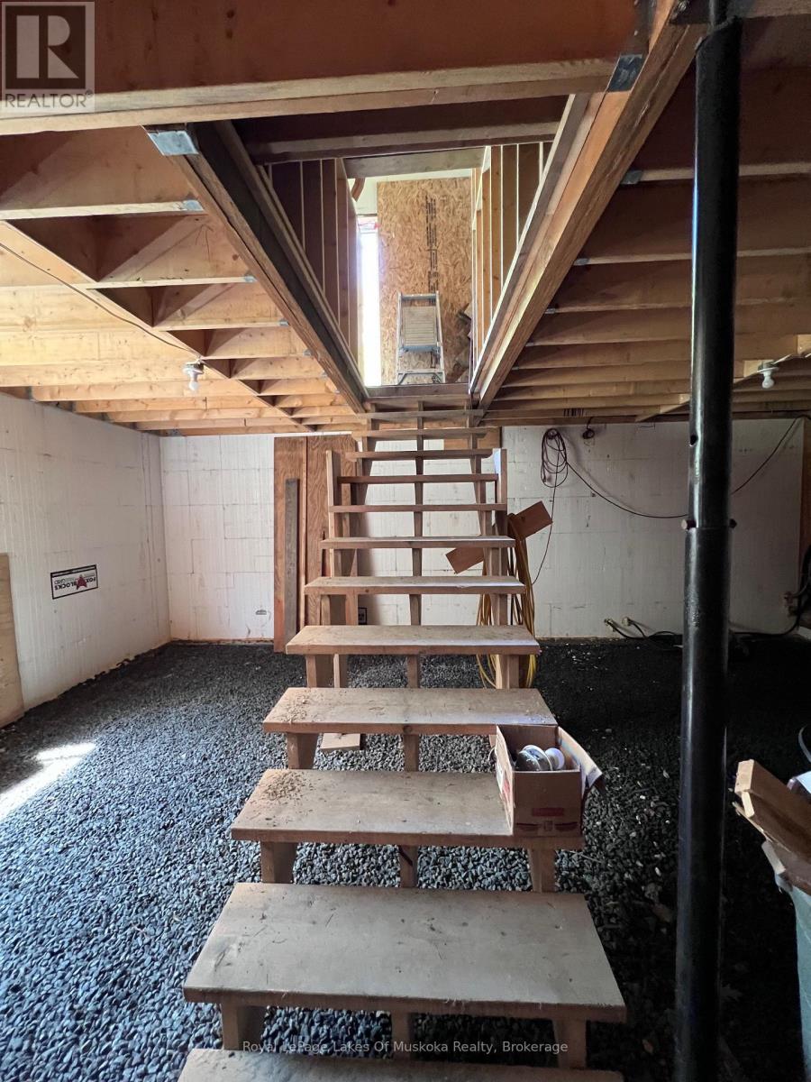 1096 RAYMOND ROAD - 11