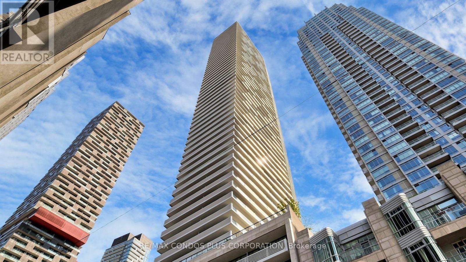 #506 2221 YONGE STREET - 1