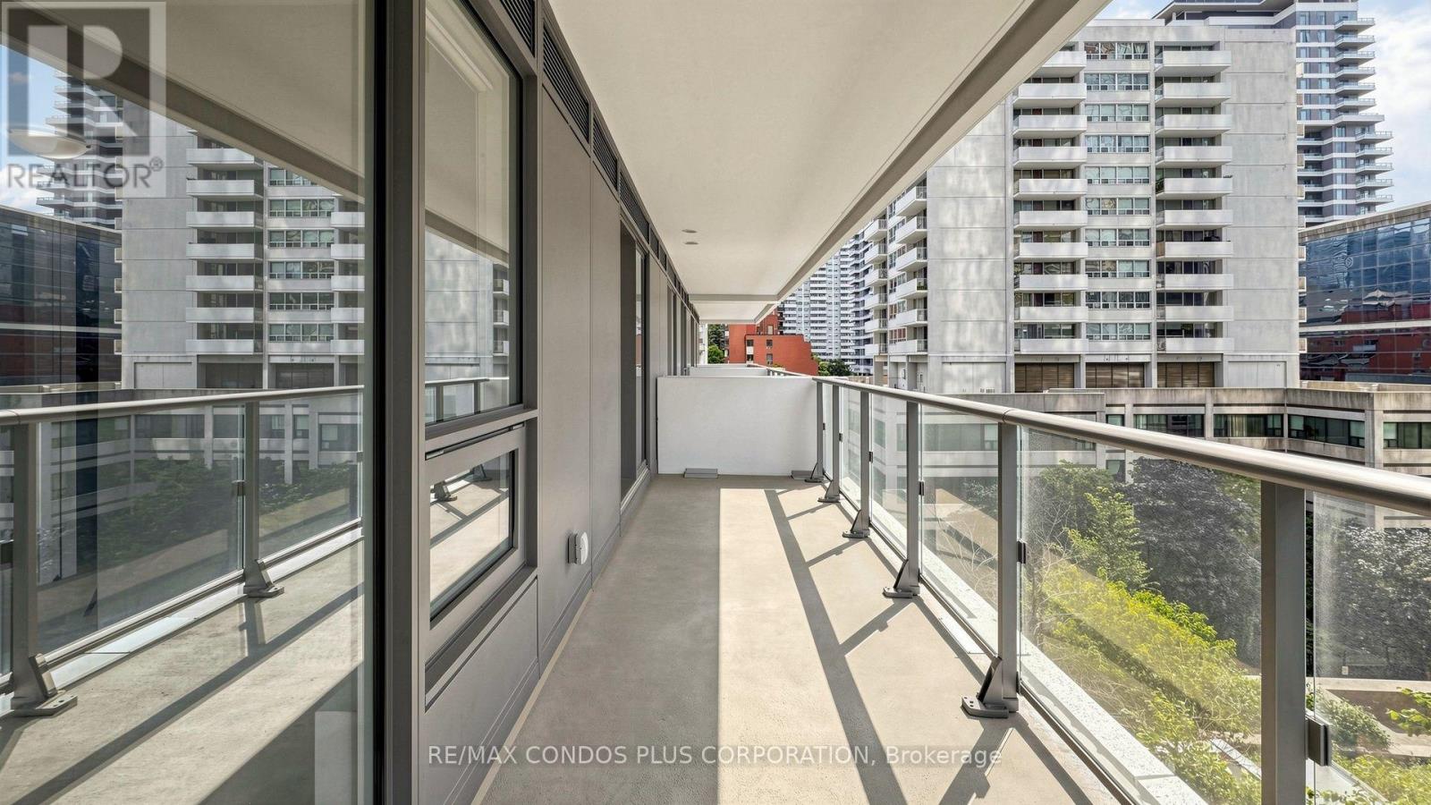 #506 2221 YONGE STREET - 18