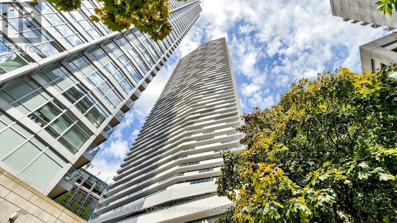 #506 2221 YONGE STREET - 2