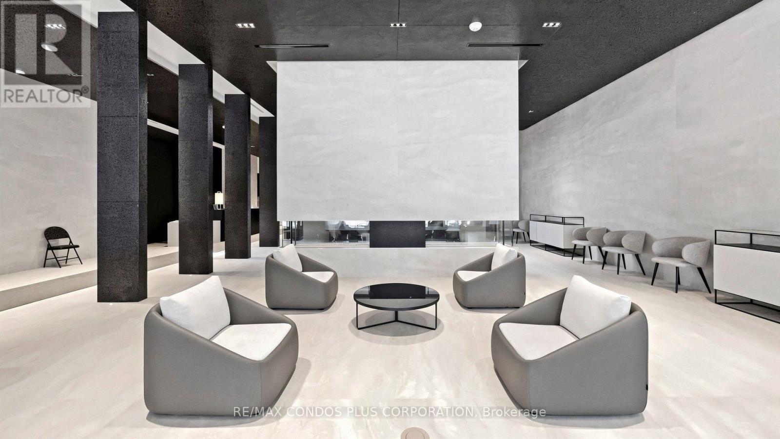 #506 2221 YONGE STREET - 37