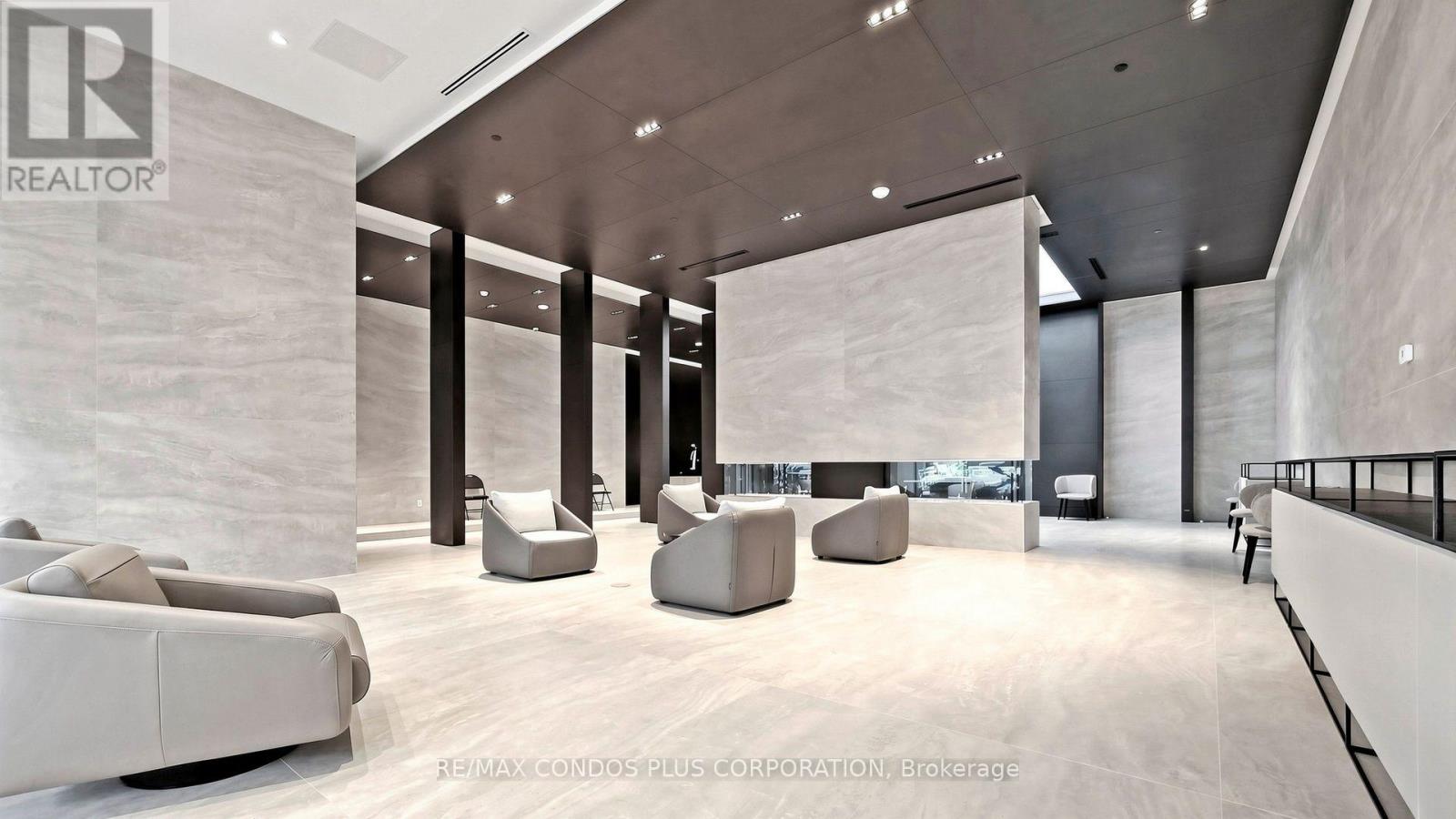 #506 2221 YONGE STREET - 38