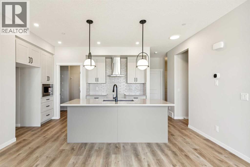 30 Hotchkiss Gardens SE - 7