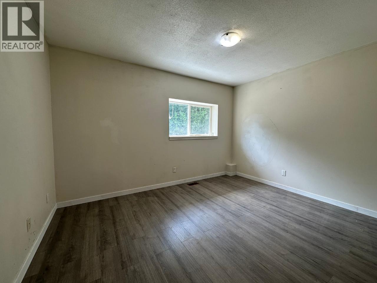  4652 Rose Crescent, Eagle Bay