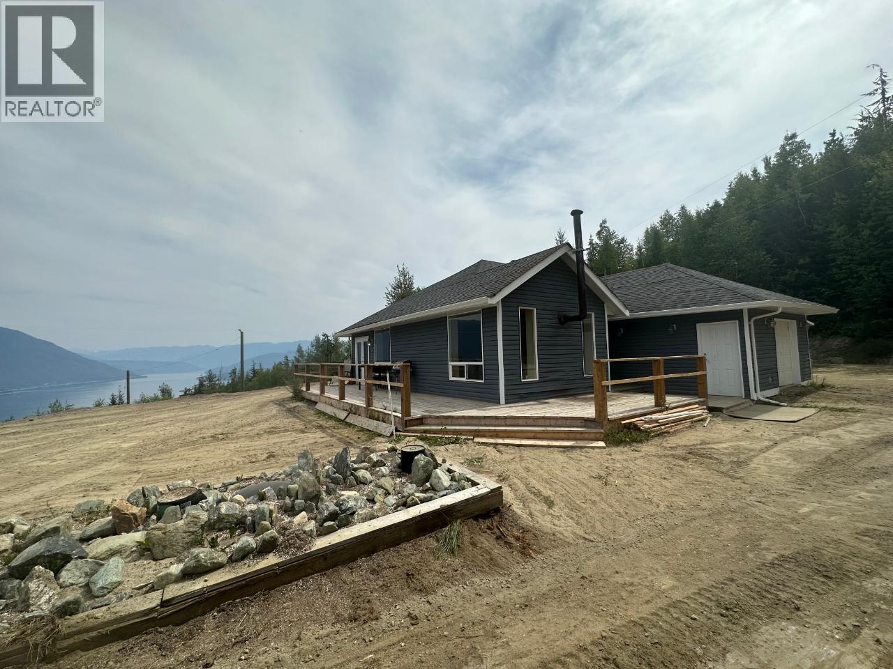 4652 Rose Crescent - 3