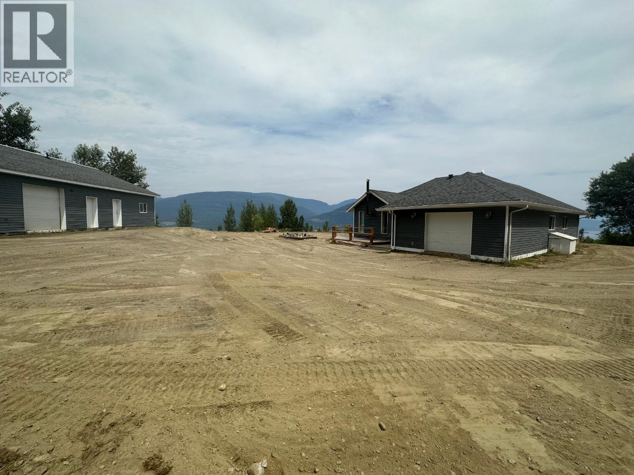  4652 Rose Crescent, Eagle Bay