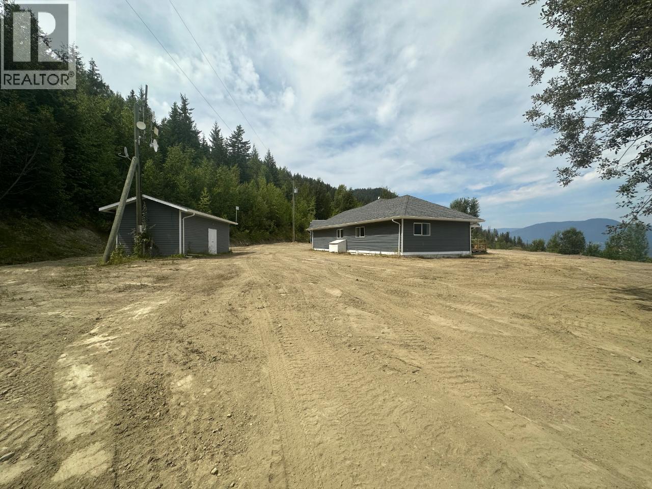  4652 Rose Crescent, Eagle Bay