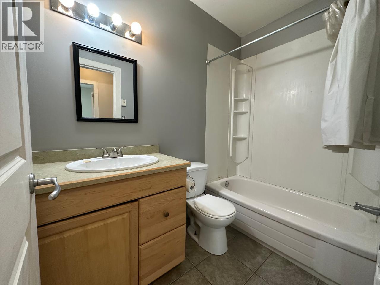  4652 Rose Crescent, Eagle Bay