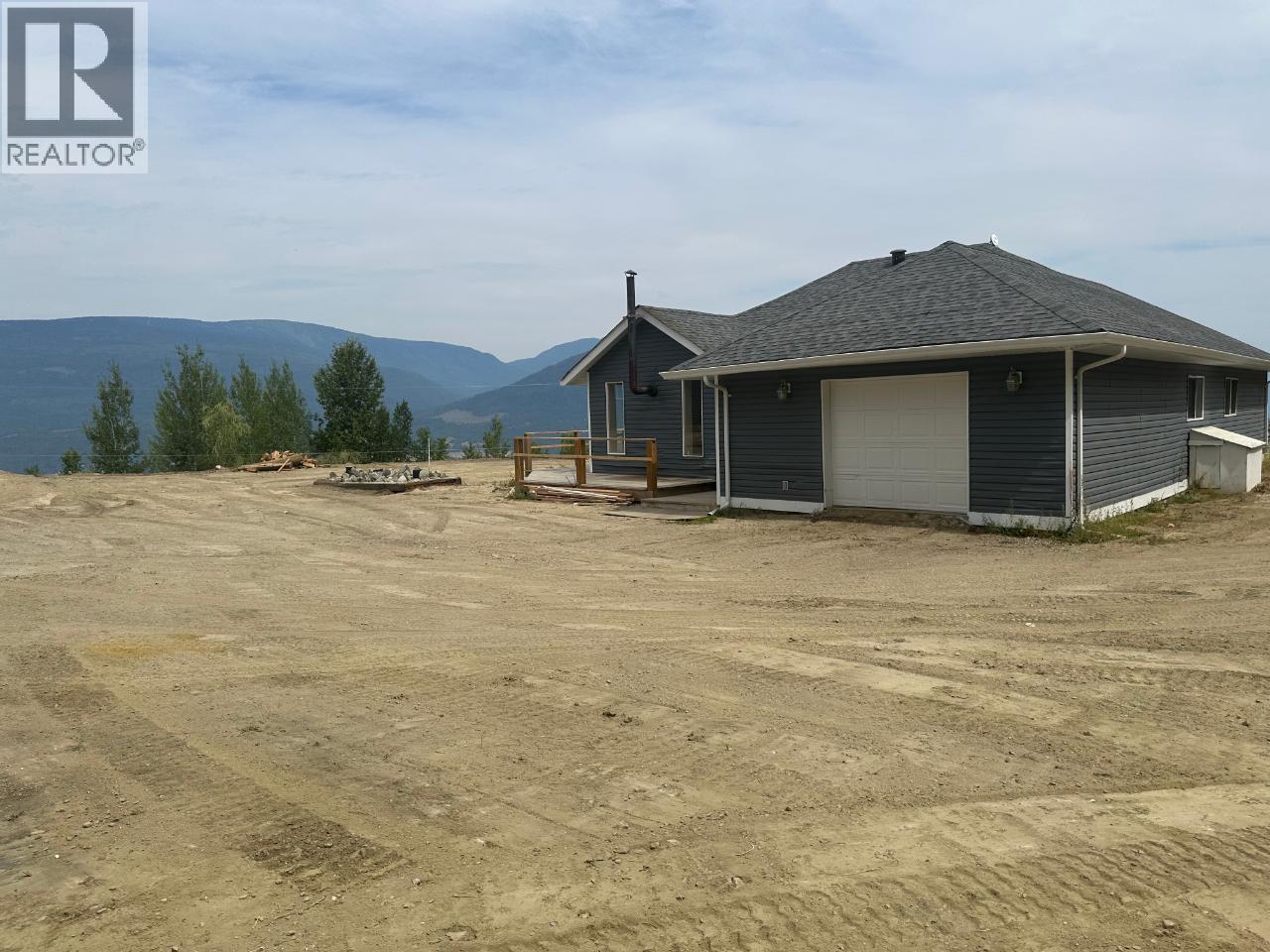  4652 Rose Crescent, Eagle Bay