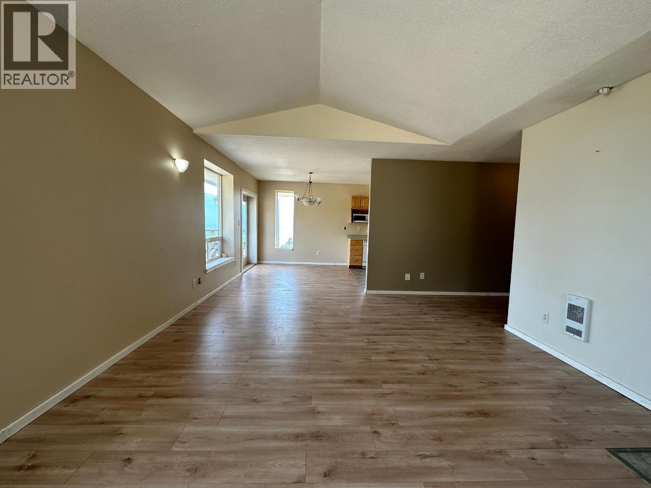 4652 Rose Crescent - 34