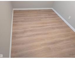 9747 66 Av Nw, Edmonton, AB T6E0M4 Photo 25