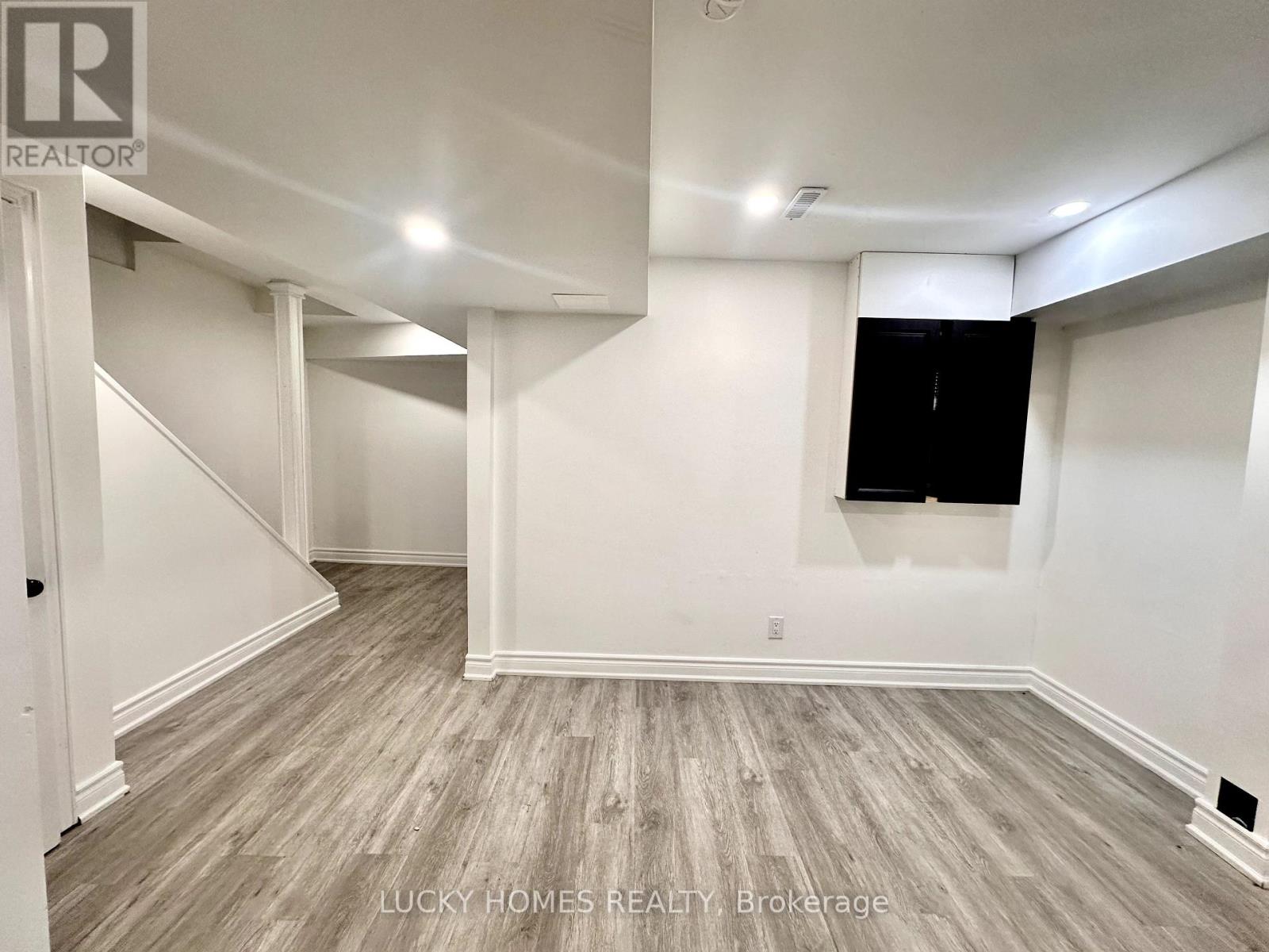 39 LAIDLAW DRIVE - Image 16