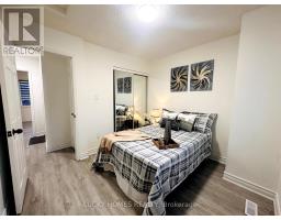 39 Laidlaw Drive, Barrie, ON L4N7S2 Photo 10